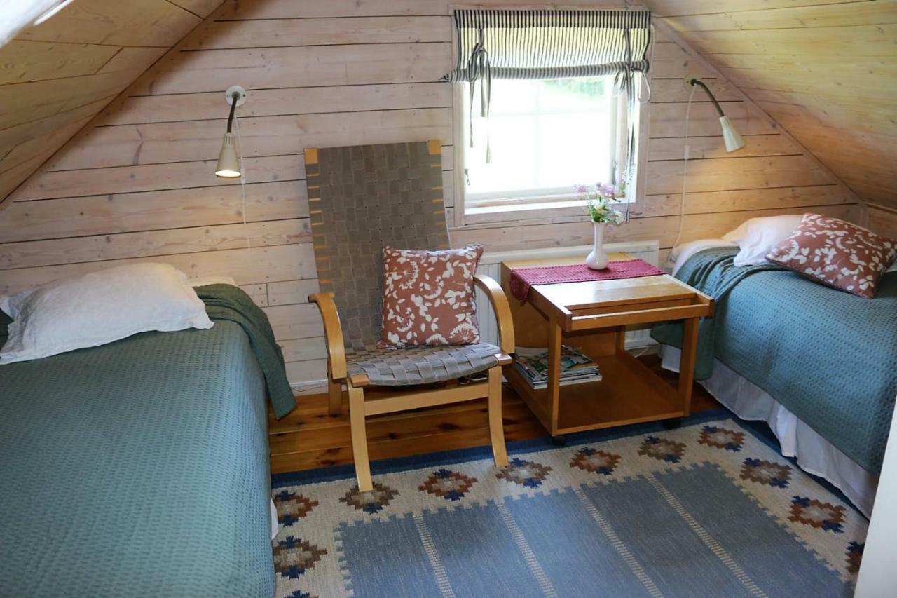 Sjoebacken Gard Bed & Breakfast Lerdala